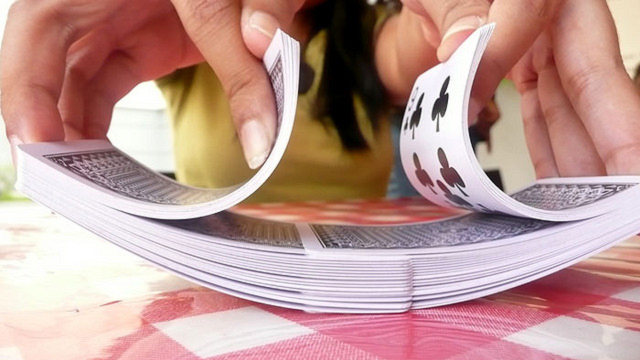 Shuffling Cards before Card Game 